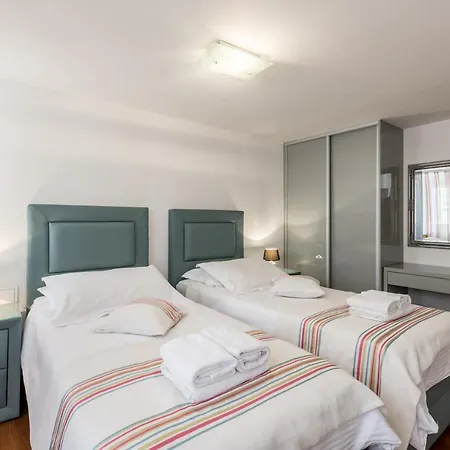 Peristil * 斯普利特